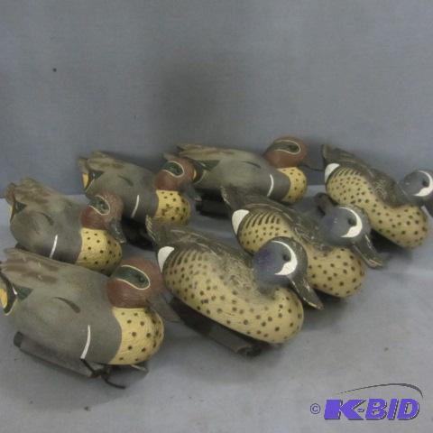 lot 59 image: Winged Teal Drake Duck Decoys