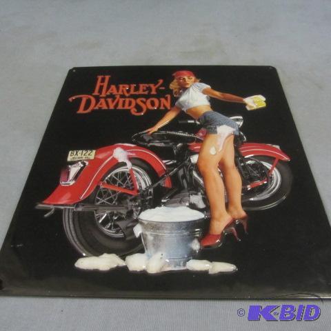 lot 6 image: Harley 3-D Tin Sign