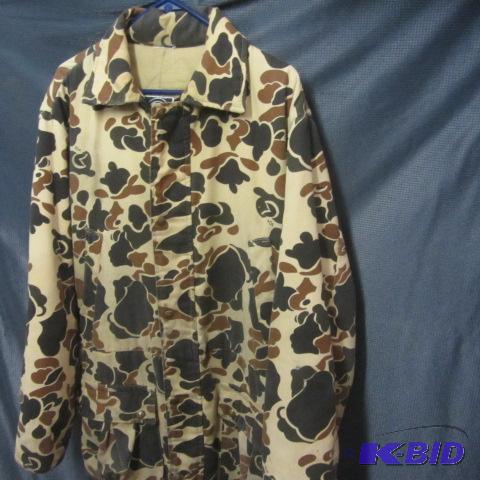 lot 61 image: Walls Camo Hunting Coveralls
