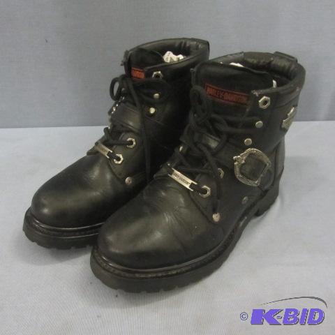 lot 91 image: Womens Harley Boots