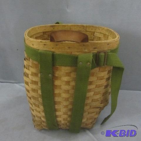 lot 97 image: Vintage Trappers Basket