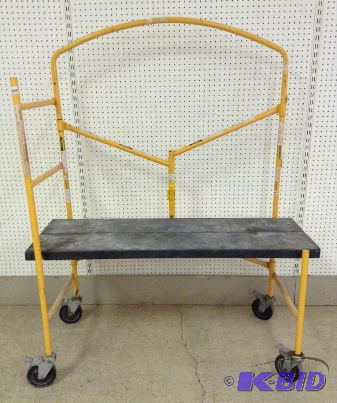 lot 16 image: Rolling Cart