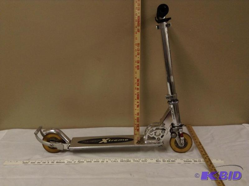 Razor Extreme Scooter By Sharper Image October Consignment Vintage Tool Vintage Furniture Collectibles K Bid