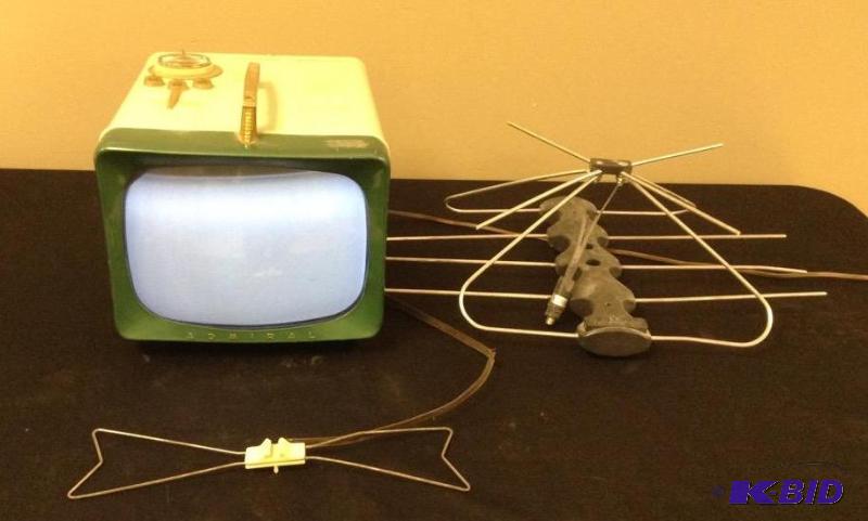 lot 43 image: LOOK Vintage Portable Admiral TV with Antennas