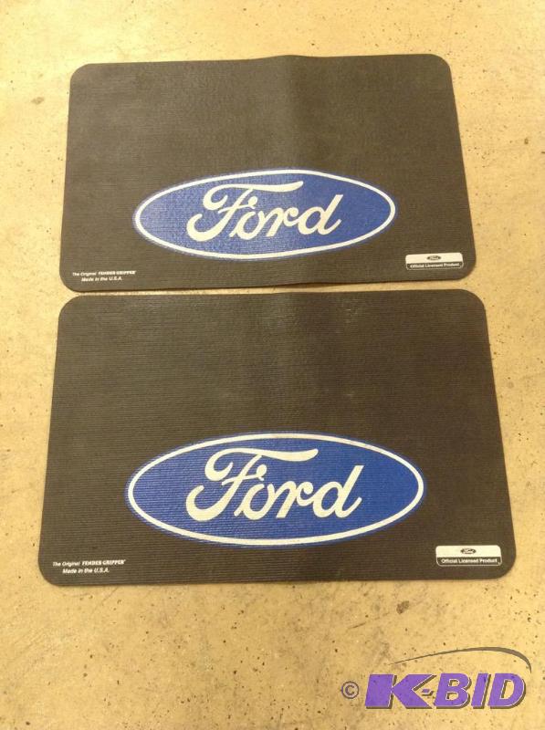 lot 61 image: Ford Fender Covers