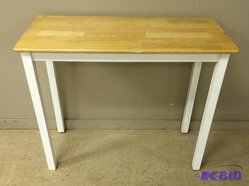 lot 8 image: High Top Table