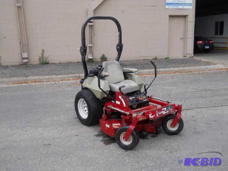 lot 1 image: Exmark Z-Master Commercial Lawn Mower. 44 cut. NO RESERVE