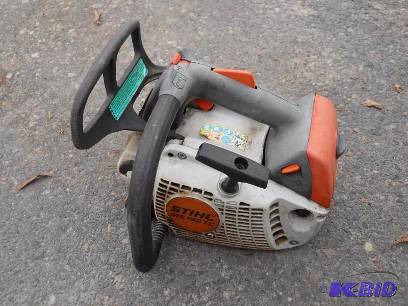 lot 11 image: Stihl MS192TC Chainsaw Head  Engine. Has Compression. NO RESERVE