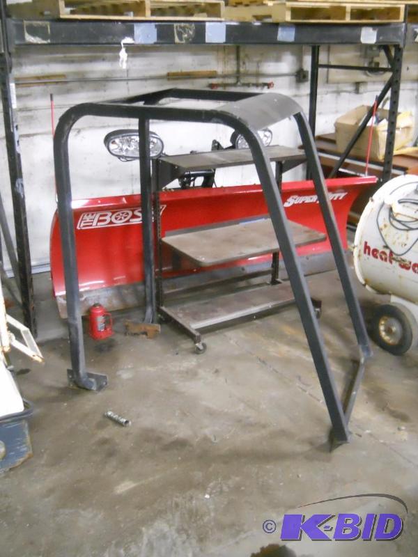 lot 16 image: Roll Over Protection System. ROPS.