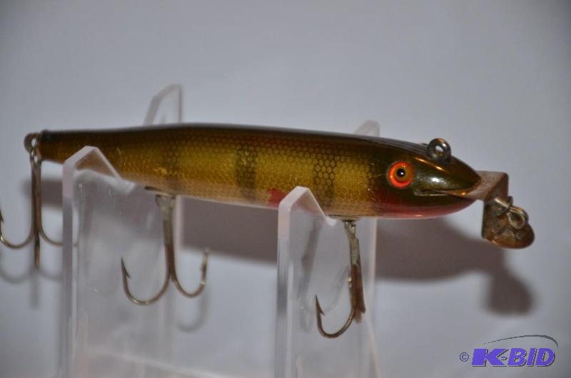 lot 12 image: Antique to Vintage Wood glass eyed lure unsur...