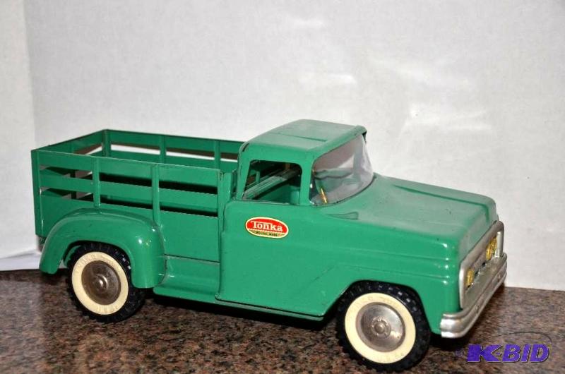 lot 40 image: Vintage 1950s-1960s Green&nbspTonka Farm T...