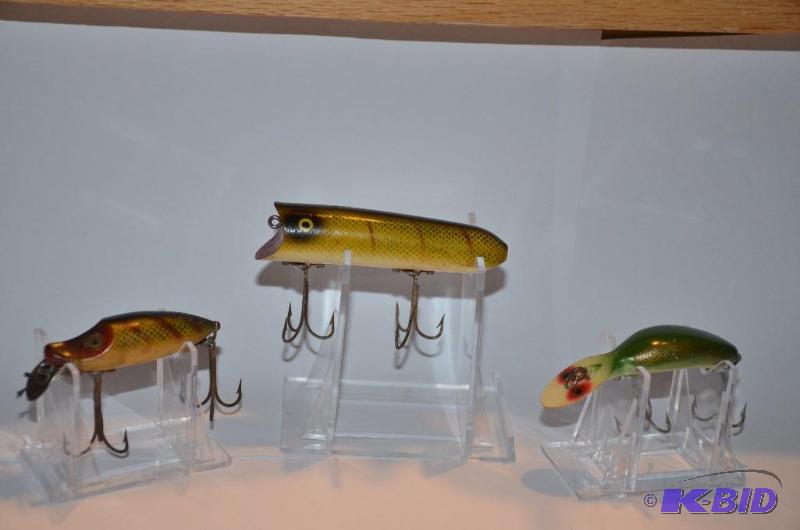 lot 52 image: 3 Heddon&nbspLures   Heddon Lucky 13  Heddo...
