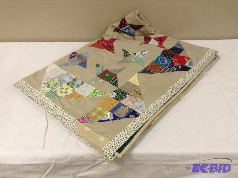 lot 121 image: Multi-Colored Quilt