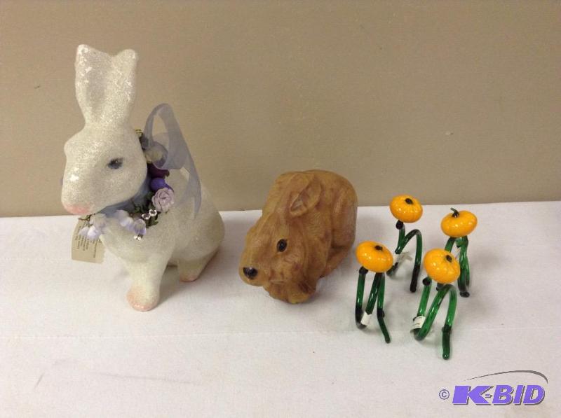 lot 132 image: Holiday Decor - Easter & Halloween Dept 56