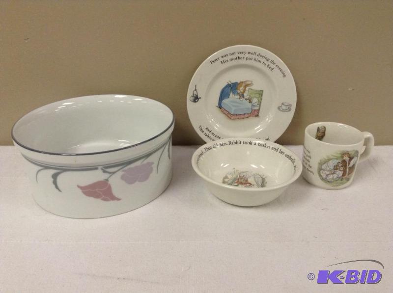 lot 143 image: Peter Rabbit Wedgwood Set & Dansk Bowl
