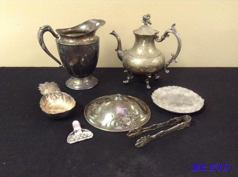 lot 149 image: Silverplate Serving Pieces
