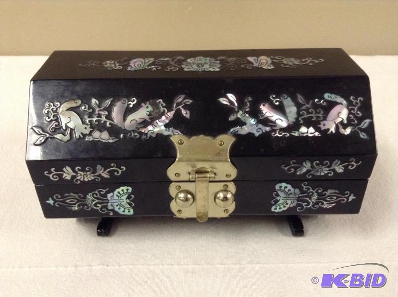 lot 31 image: Jewelry Box With Necklaces, Earrings, Rings & More