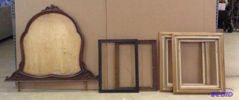 lot 69 image: Selection of Wooden Frames