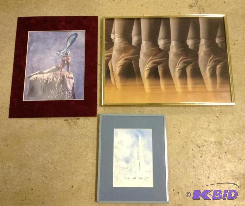 lot 75 image: Picture of Ballerina En Pointe and More