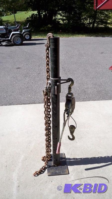 ADJUSTABLE FLOOR POST PULLER W CHAIN AND COM...