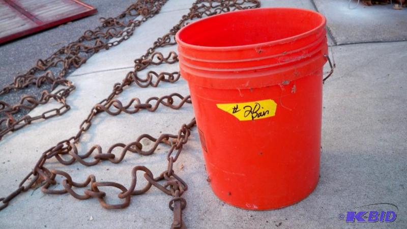 A PAIR OR SET OF TRACTOR TIRE CHAINS, APPROXI...