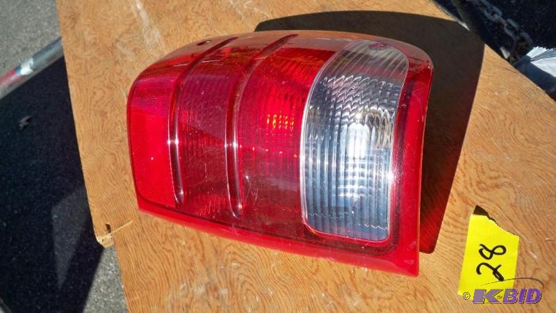 RIGHT TAIL LIGHT FOR 2002 FORD RANGER PICK UP...
