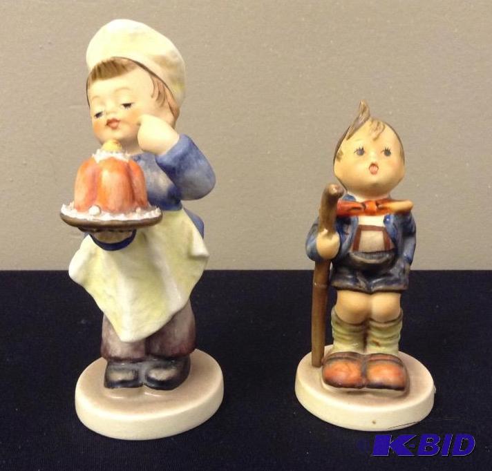 lot 16 image: Vintage Little Hiker & Baker Hummels