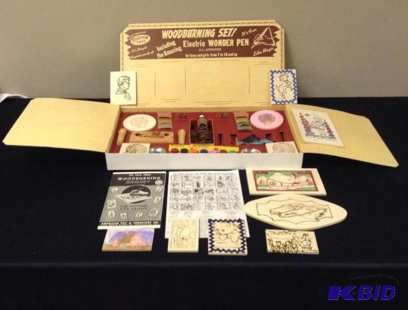 lot 50A image: Wonder Pen Woodburning Set