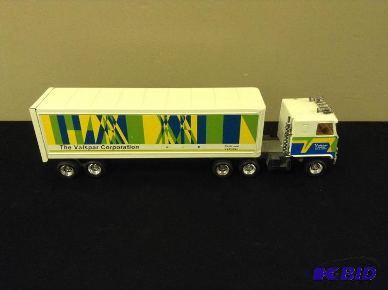 lot 58 image: Valspar Corporation Toy Semi Truck