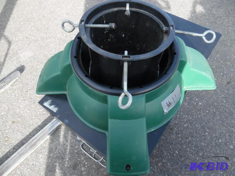 Christmas tree stand