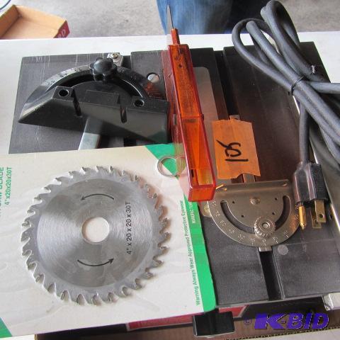 lot 105 image: Dremel Table Saw