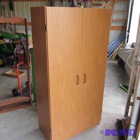 lot 124 image: Double Door Cabinet