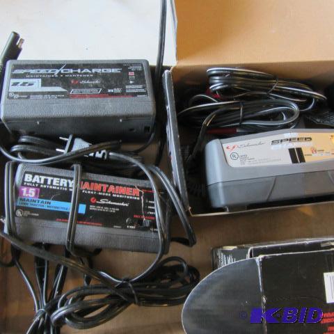 lot 188 image: Battery Chargers