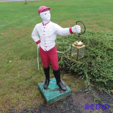 lot 19 image: Cast Iron Lantern Boy