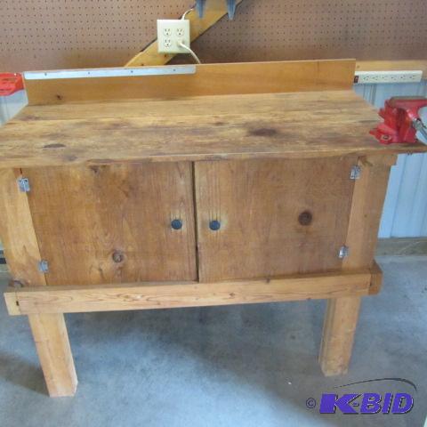 lot 201 image: Work Bench