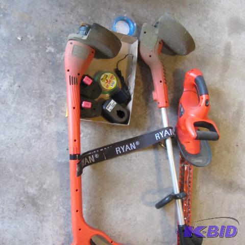 lot 219 image: Trimmers, Hedge Clipper