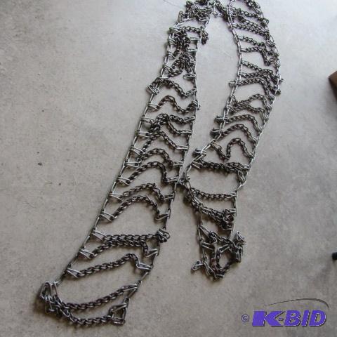 lot 220 image: Tire Chains