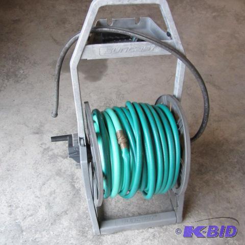 lot 7 image: Hose & Reel