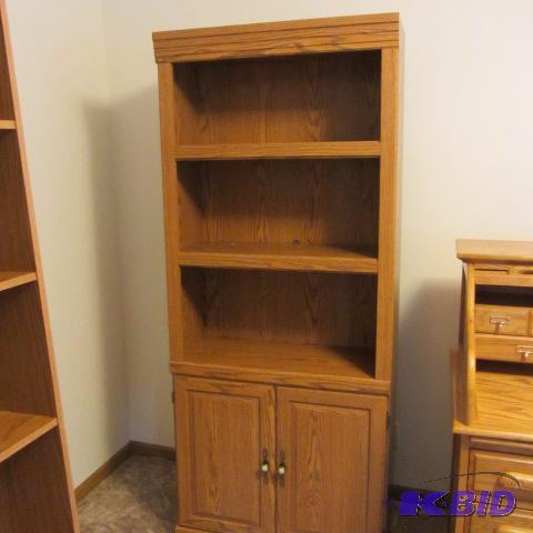 lot 15 image: Bookshelf