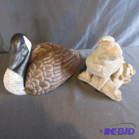 lot 189 image: Rabbit & Goose