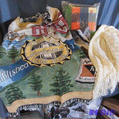 lot 193 image: Lap Throws, Shawl, Stadium Blanket