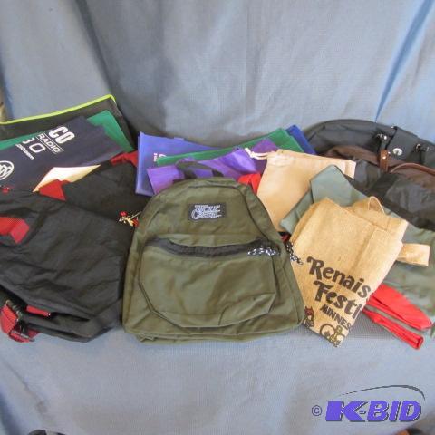 lot 197 image: Travel Bags, Totes