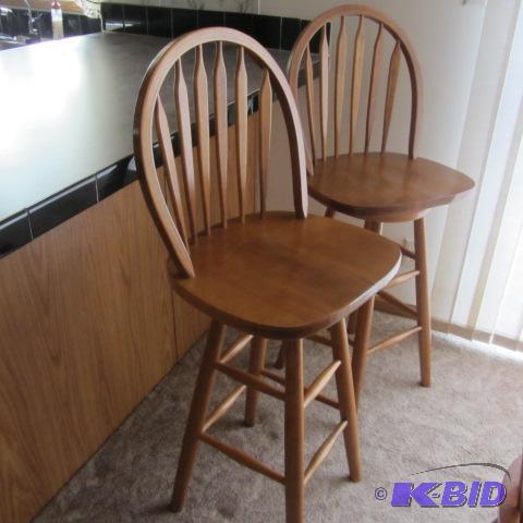 lot 2 image: Bentwood Swivel Stool