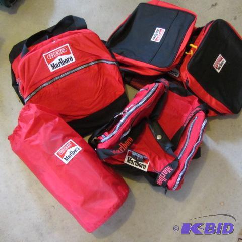 lot 201 image: Marlboro Duffels, Sleeping Bag