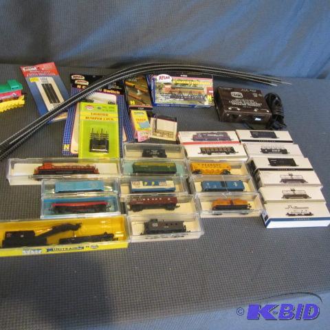 lot 231 image: Model Train, N-gauge