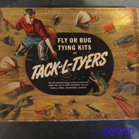 lot 254 image: Vintage Fly Tying Kit