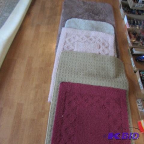 lot 293 image: Rugs with Backing