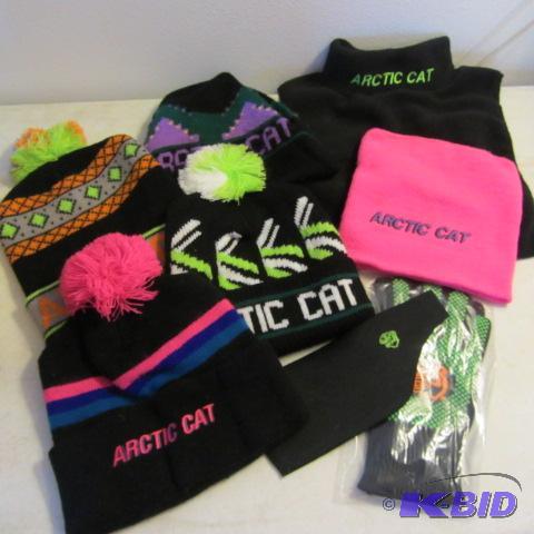 lot 330 image: Arctic Cat Hats & Gloves