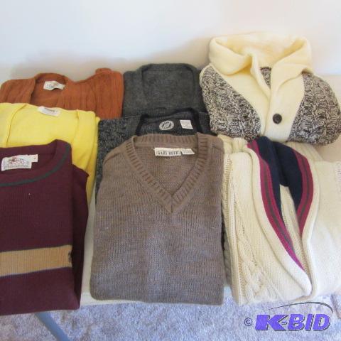 lot 351 image: Sweaters & Cardigans