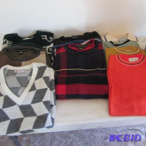 lot 354 image: Mens Sweaters